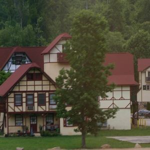 Meet your Posher, Rosy